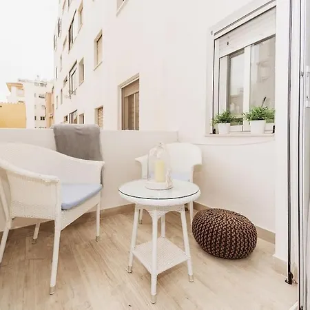 Modern First Line Apartment *