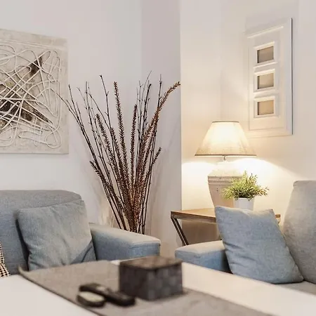 Apartment Modern First Line
